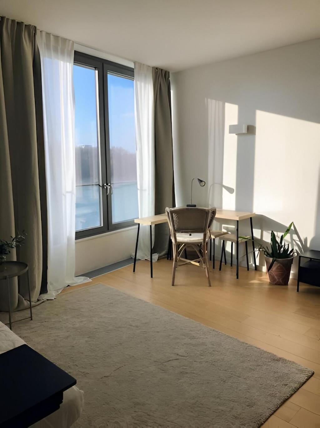 Apartamento Apartman V Eurovea S Uzasnym Vyhladom Na Dunaj Bratislava Exterior foto